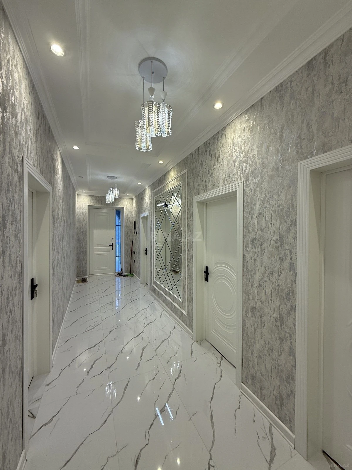 Satılır 4 otaqlı həyət evi 160 m²