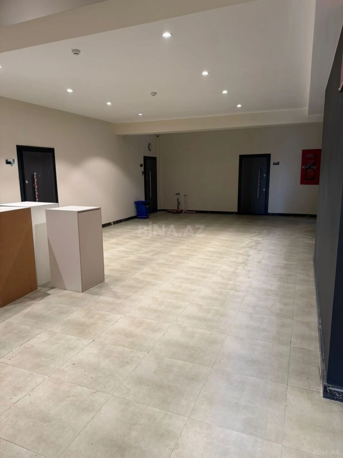 Satılır 2 otaqlı mənzil 117.2 m²