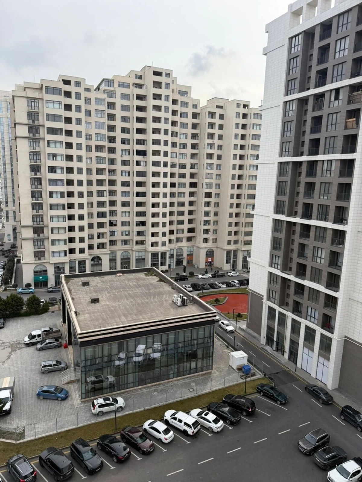 Satılır 2 otaqlı mənzil 117.2 m²