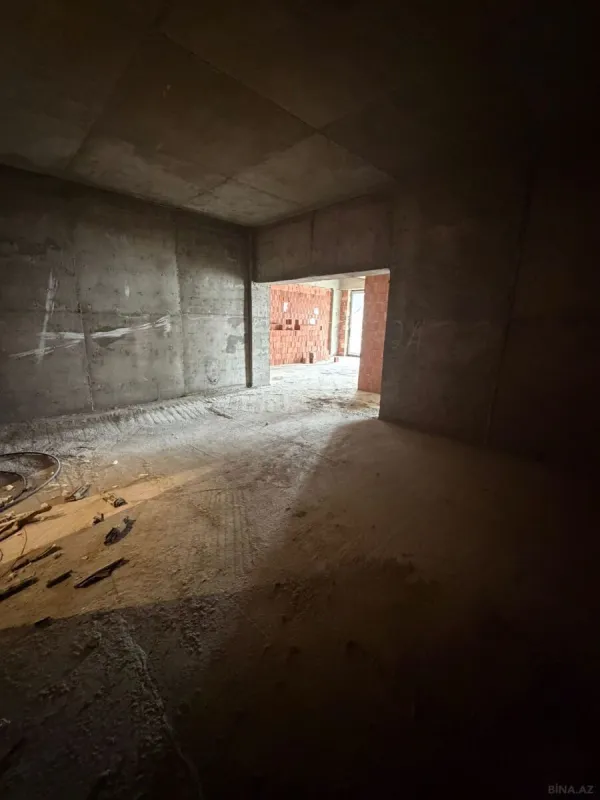 Satılır 2 otaqlı mənzil 117.2 m²