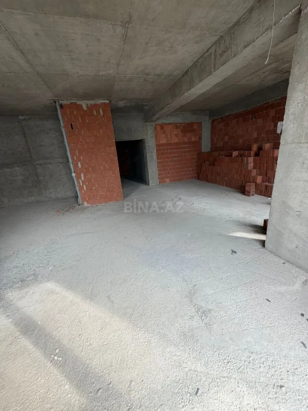 Satılır 2 otaqlı mənzil 117.2 m²
