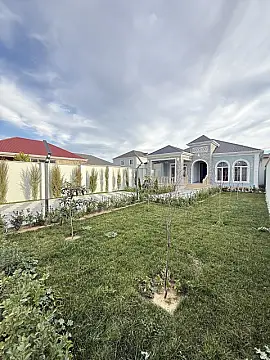 Satılır 4 otaqlı həyət evi 160 m²