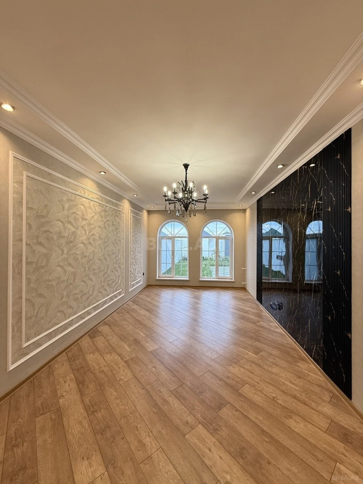 Satılır 4 otaqlı həyət evi 160 m²