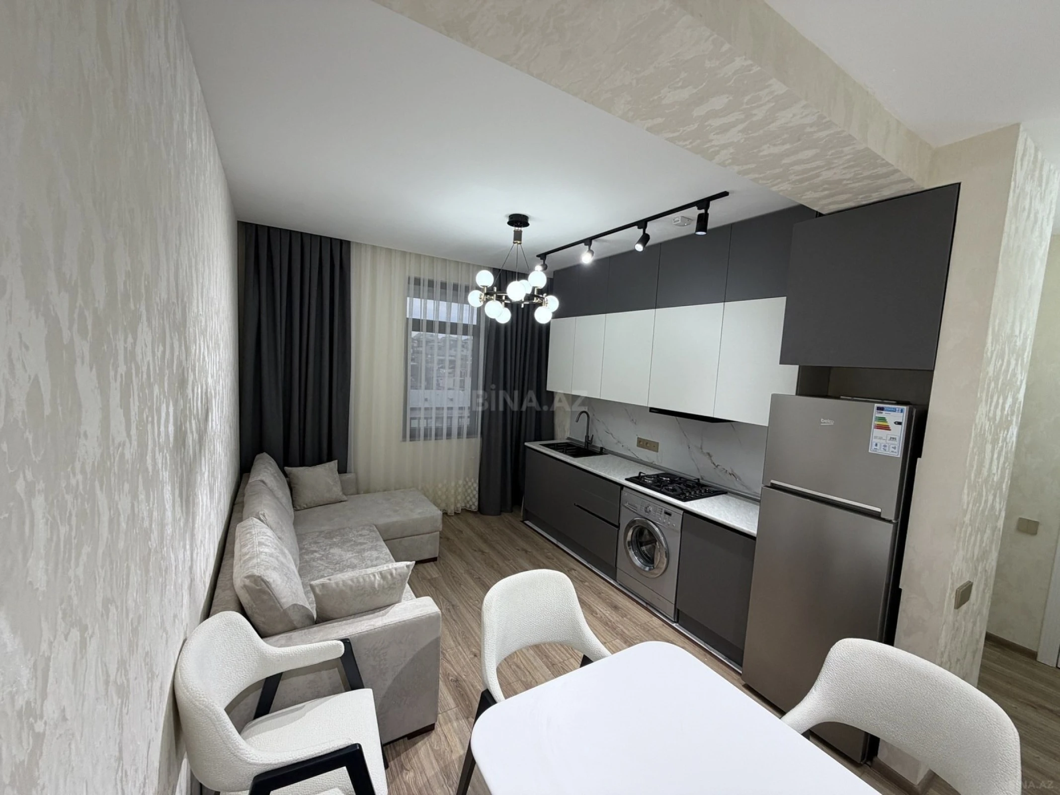 Satılır 2 otaqlı mənzil 49 m²