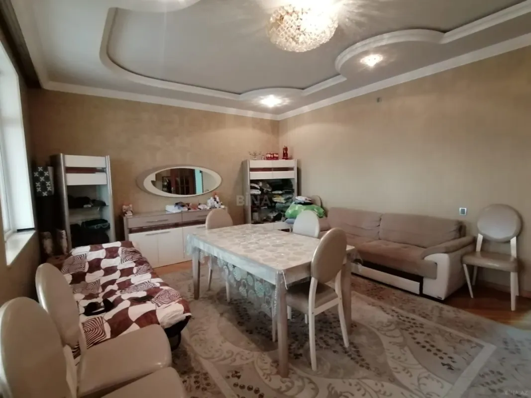 Satılır 3 otaqlı mənzil 148 m²