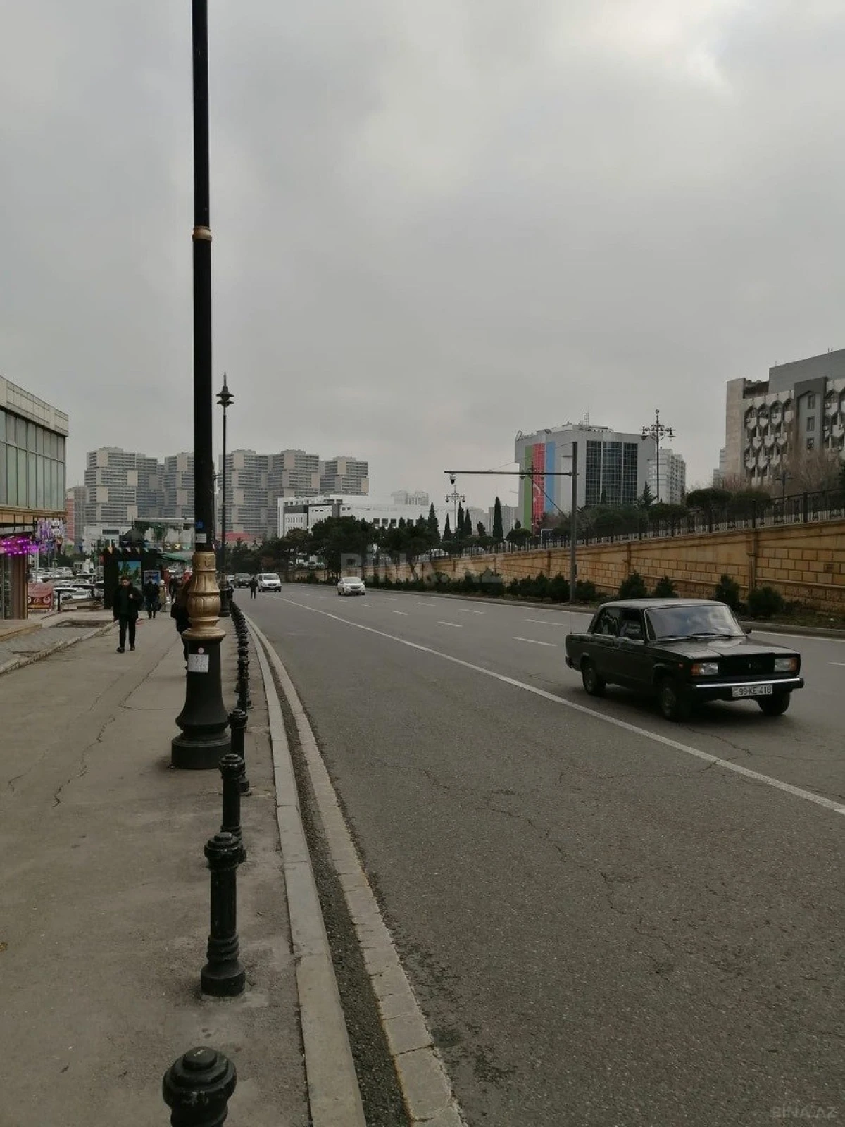 Satılır 3 otaqlı mənzil 148 m²