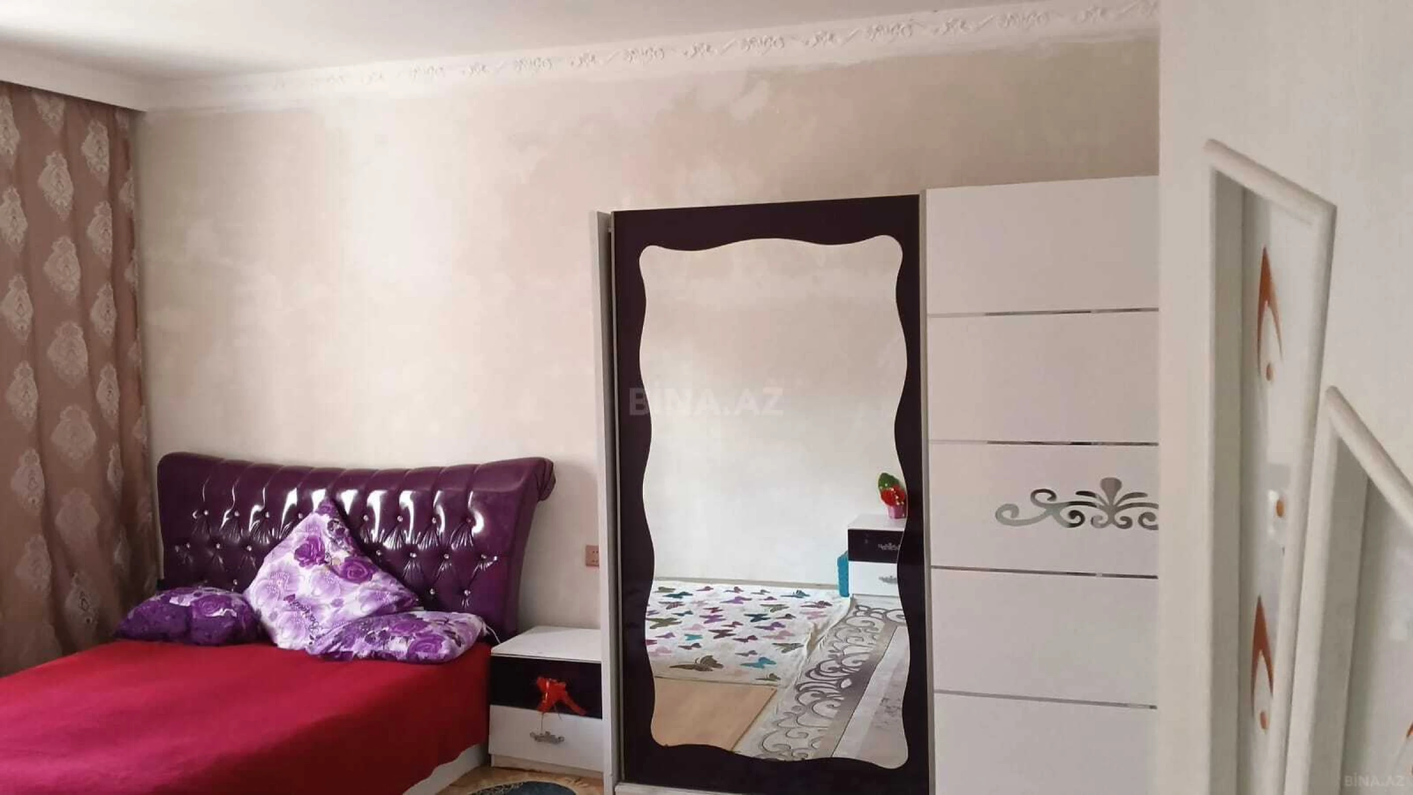 Satılır 6 otaqlı həyət evi 220 m²