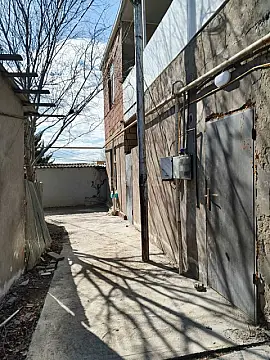 Satılır 6 otaqlı həyət evi 220 m²