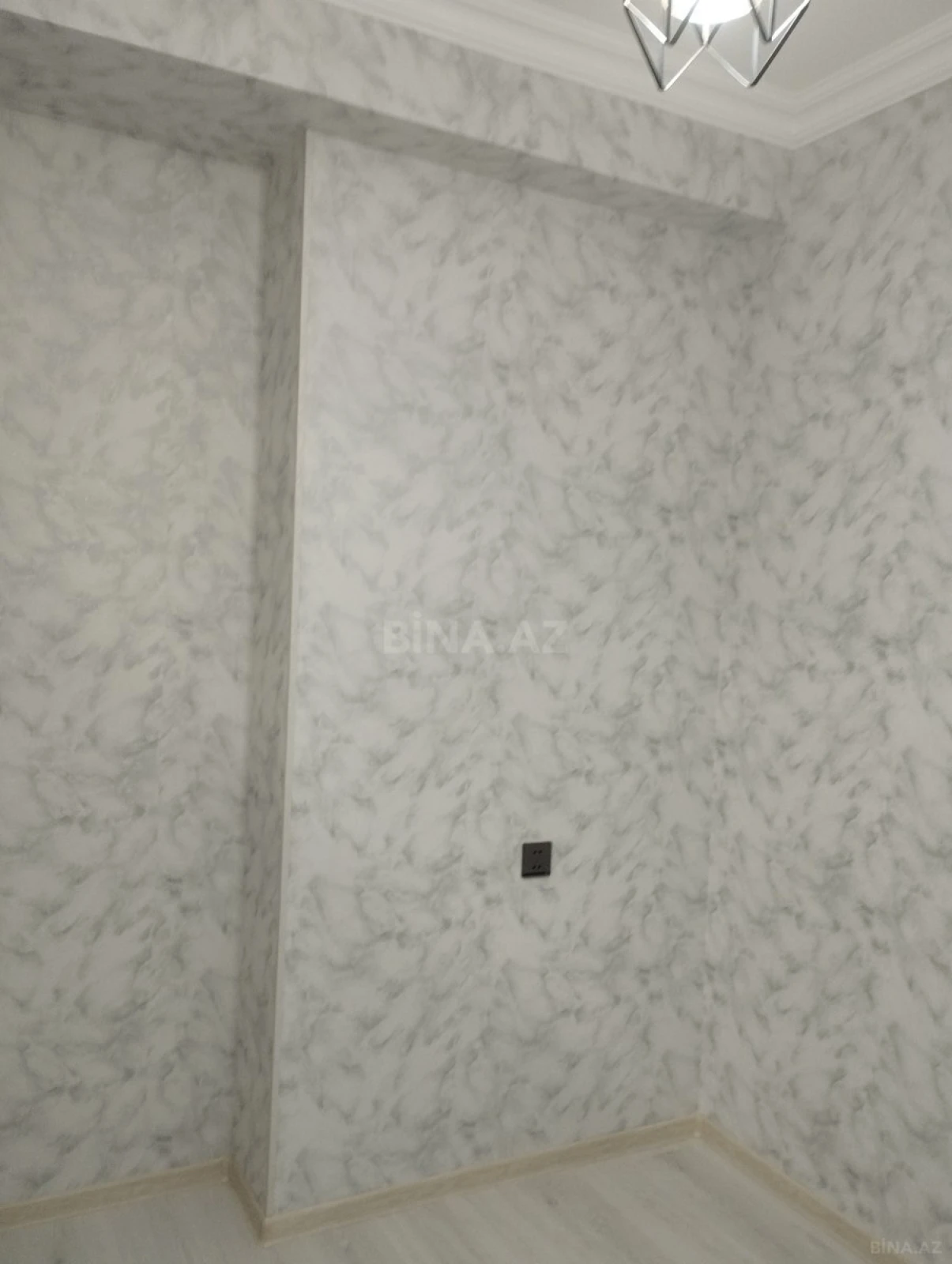 Satılır 2 otaqlı mənzil 44 m²