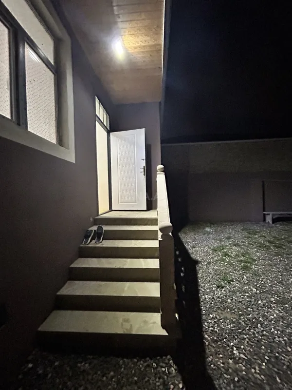 Satılır 3 otaqlı həyət evi 90 m²