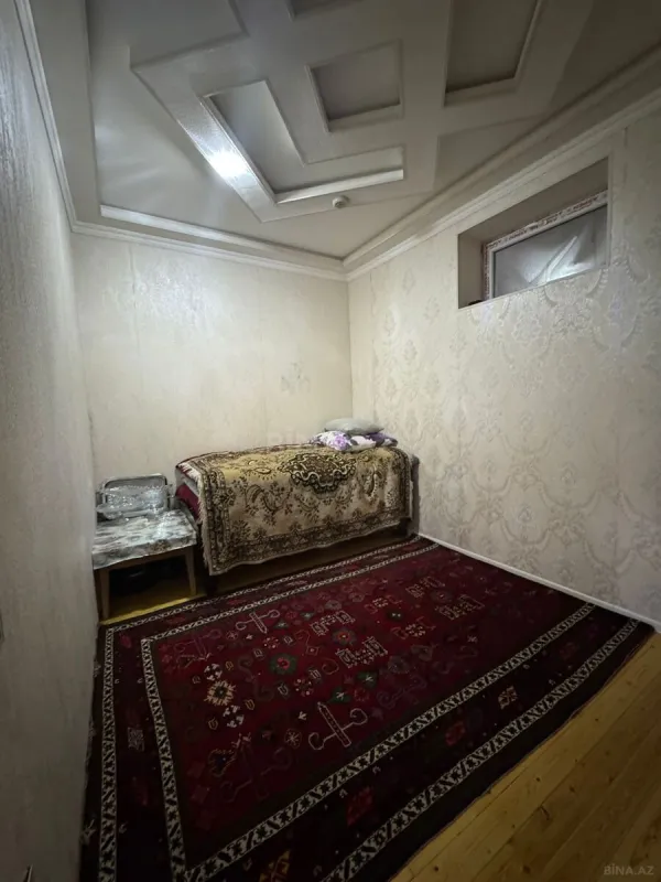 Satılır 4 otaqlı həyət evi 200 m²