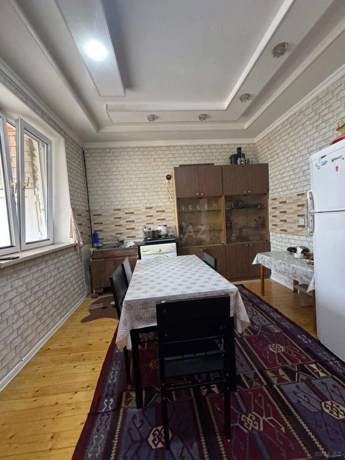 Satılır 4 otaqlı həyət evi 200 m²