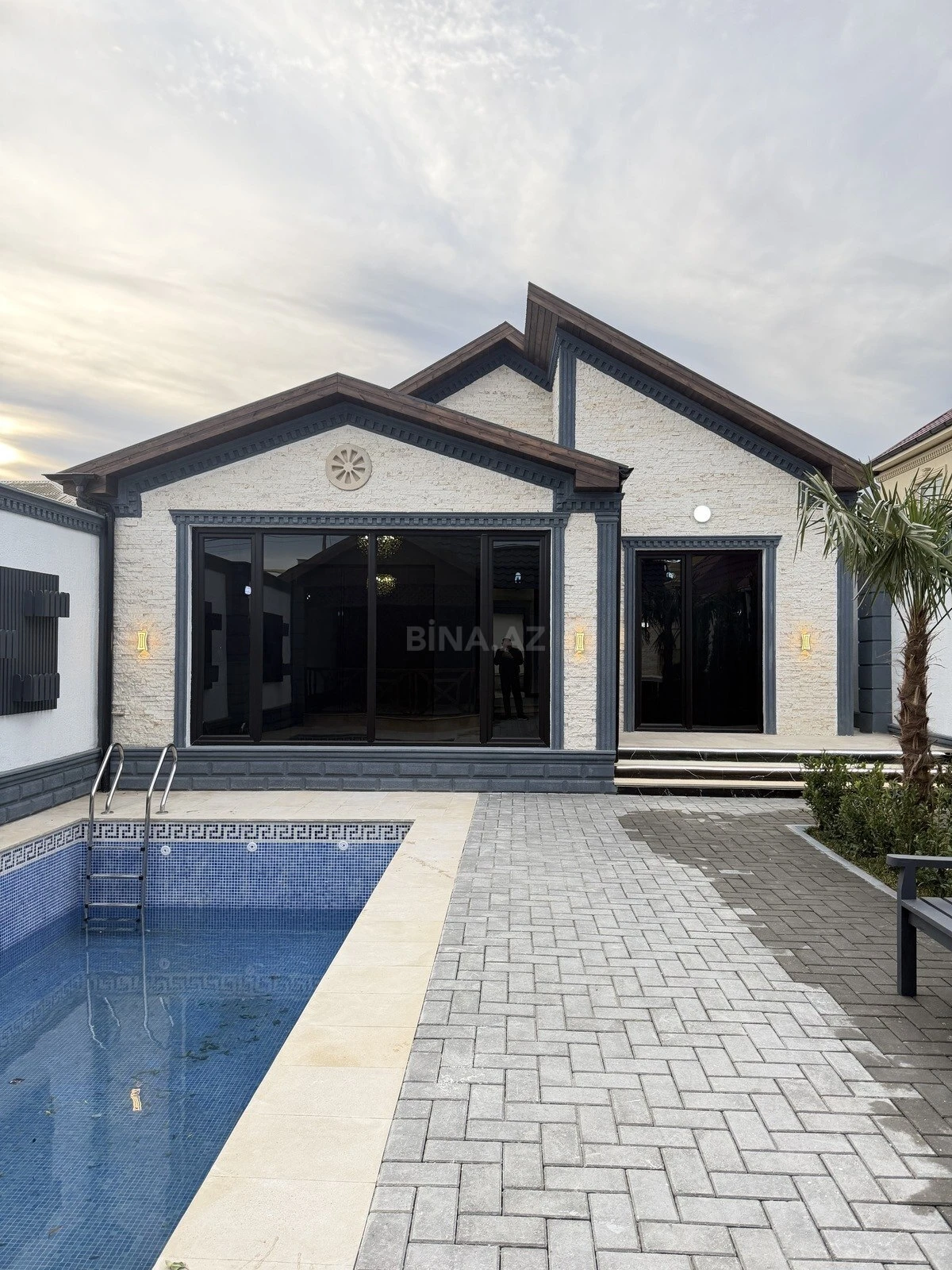 Satılır 4 otaqlı həyət evi 150 m²