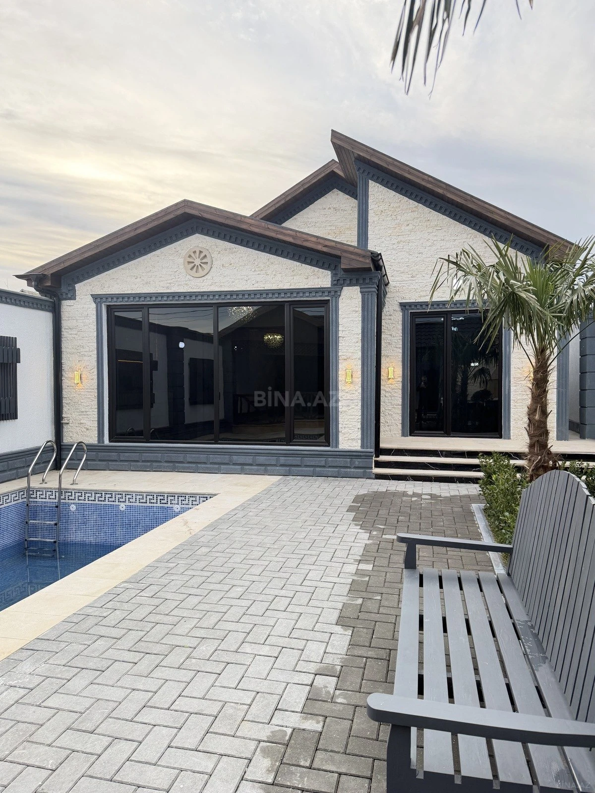 Satılır 4 otaqlı həyət evi 150 m²