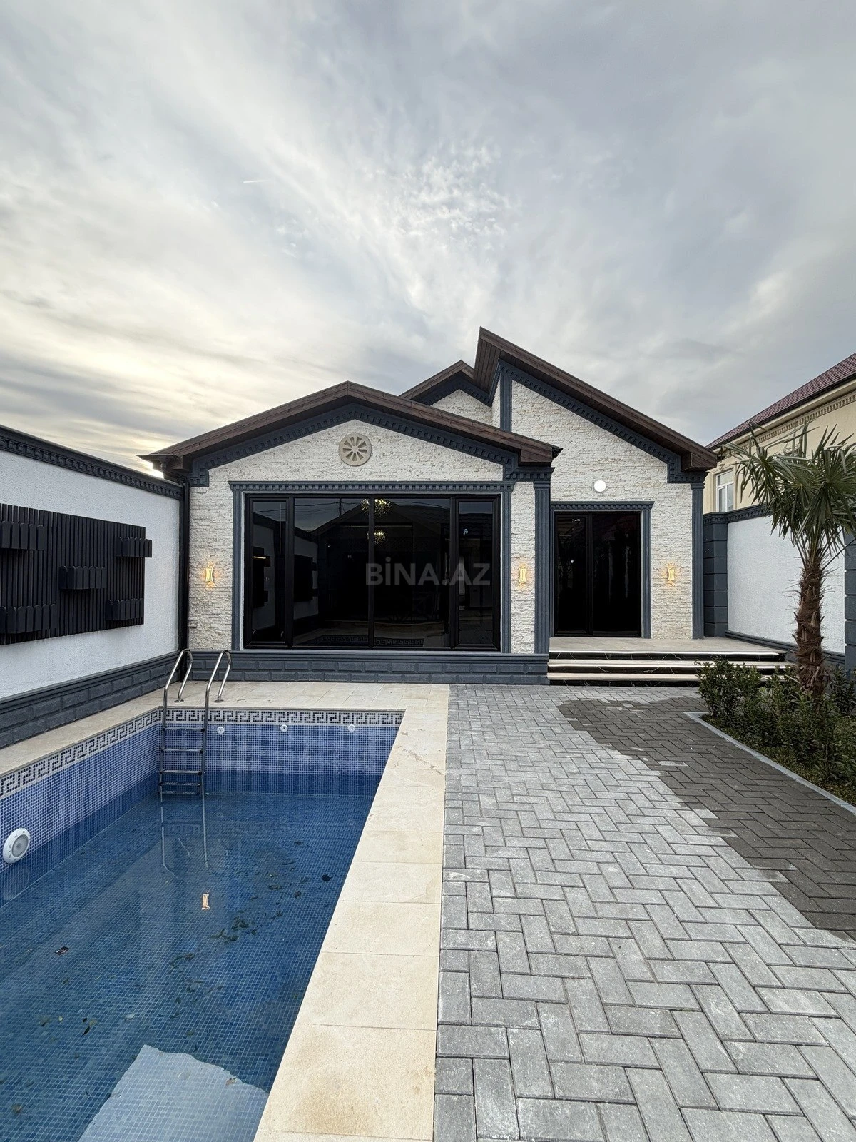 Satılır 4 otaqlı həyət evi 150 m²