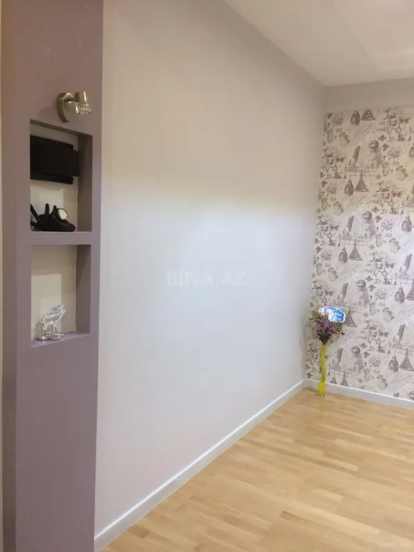Satılır 3 otaqlı mənzil 123 m²