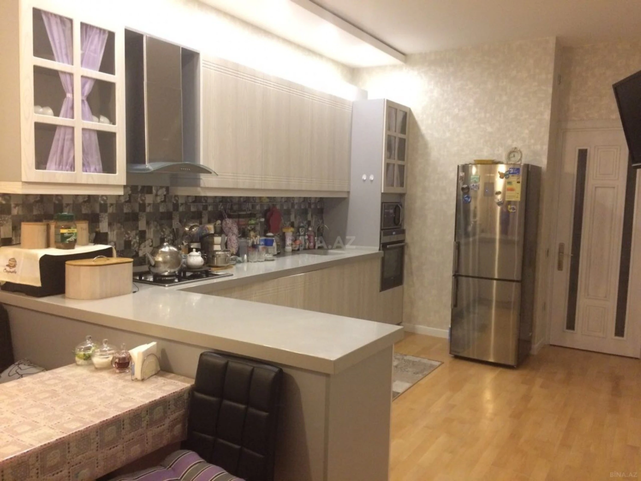 Satılır 3 otaqlı mənzil 123 m²