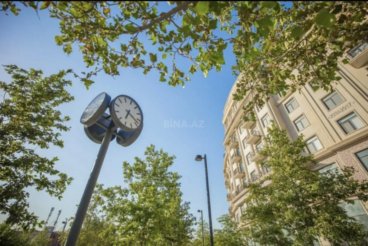 Satılır 3 otaqlı mənzil 123 m²