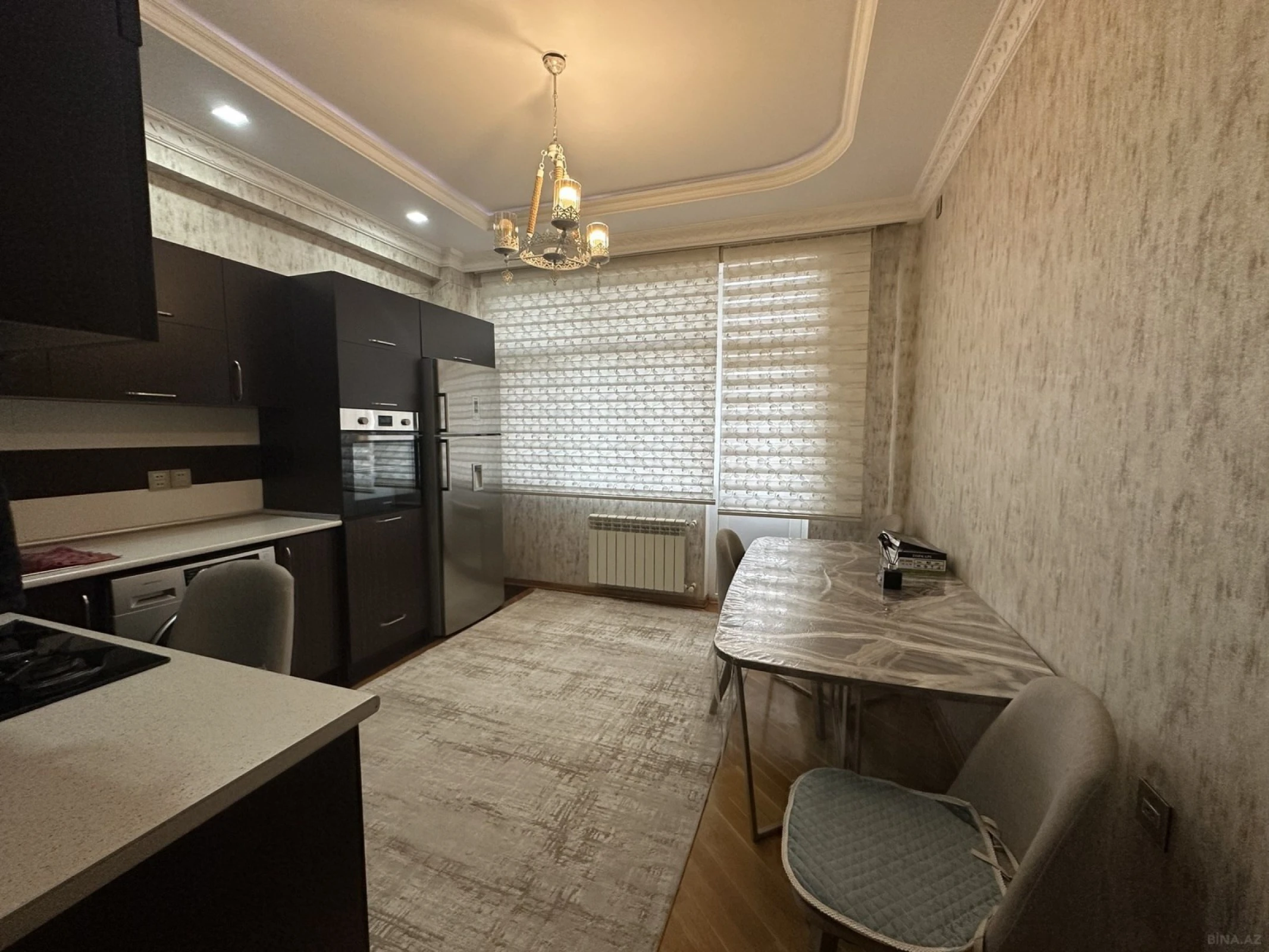 Kirayə verilir 2 otaqlı mənzil 85 m²