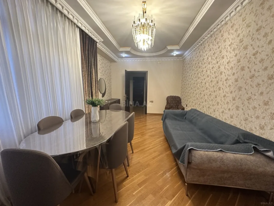 Kirayə verilir 2 otaqlı mənzil 85 m²