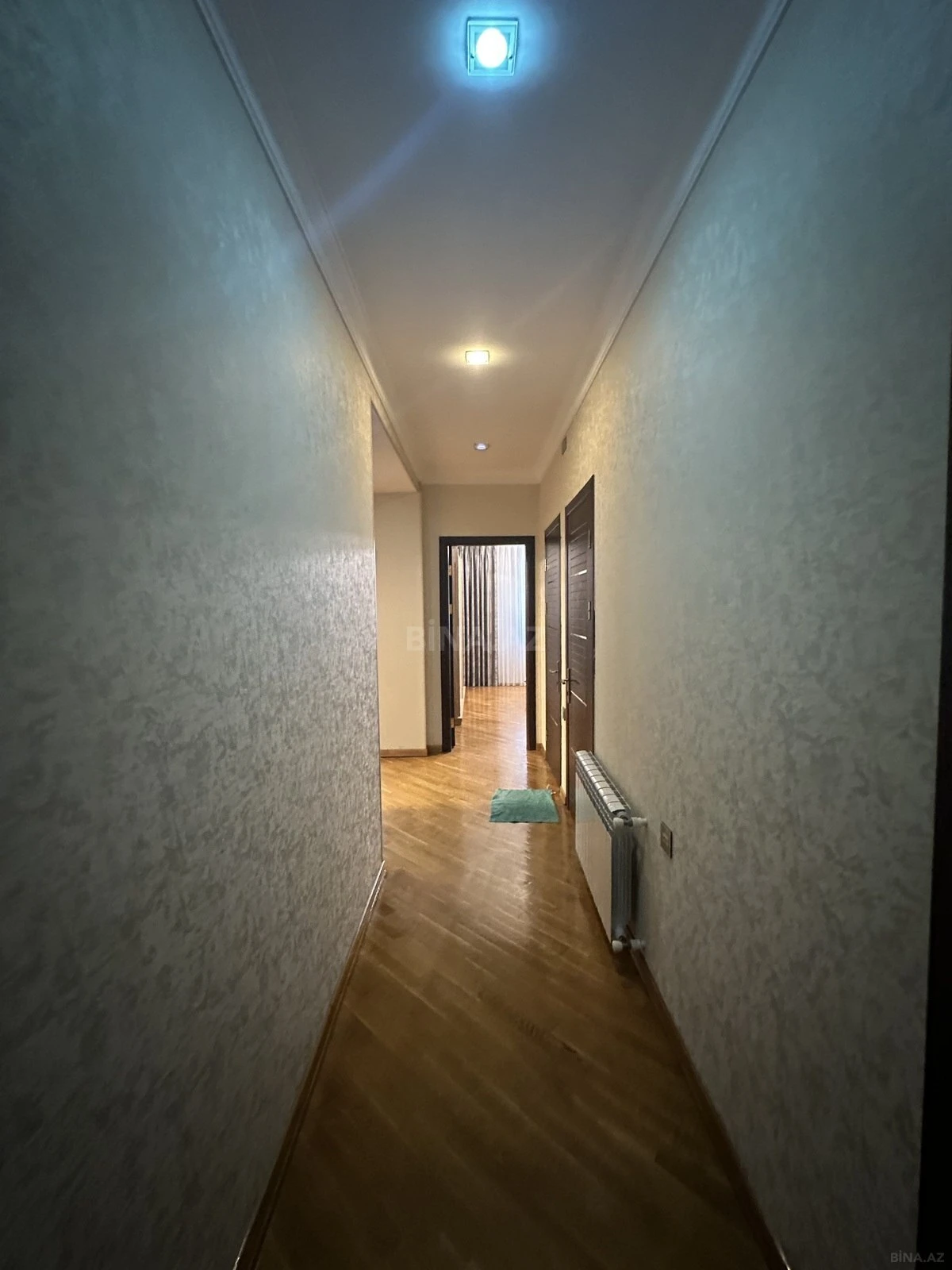 Kirayə verilir 2 otaqlı mənzil 85 m²