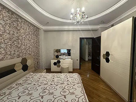 Kirayə verilir 2 otaqlı mənzil 85 m²