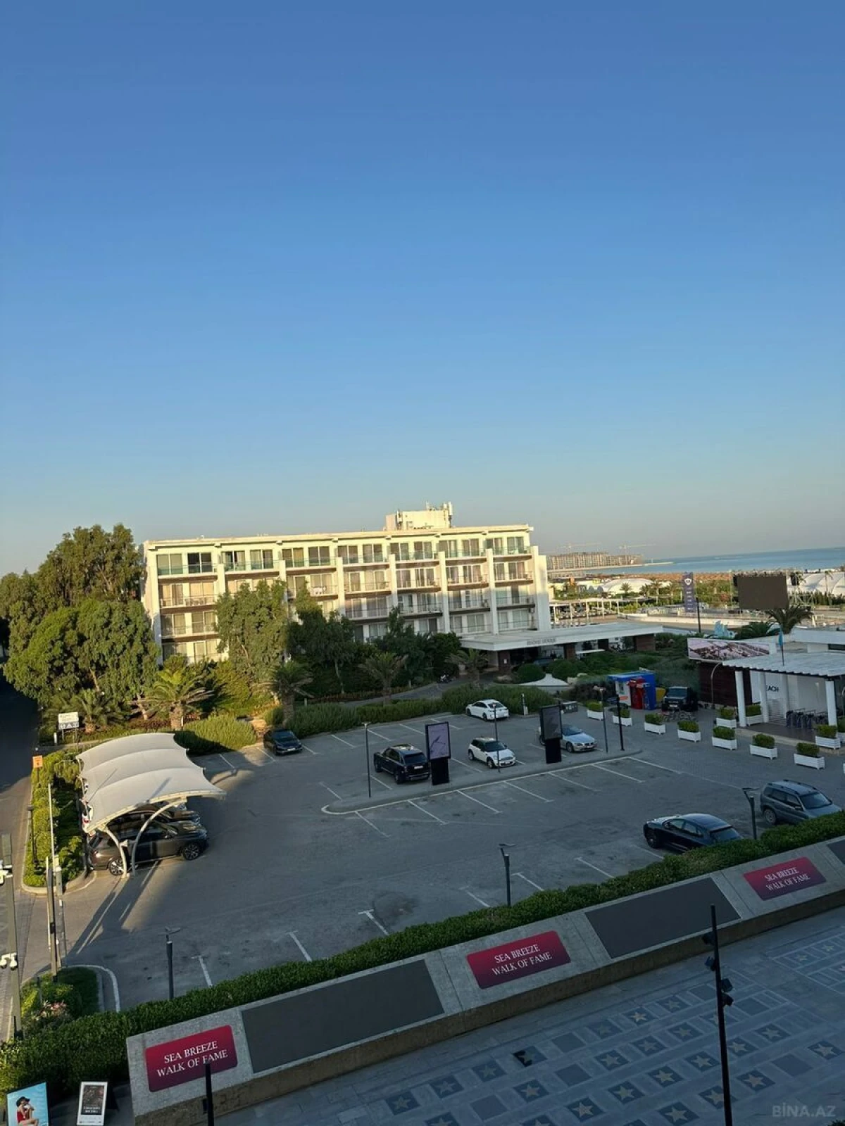 Satılır 3 otaqlı mənzil 153 m²