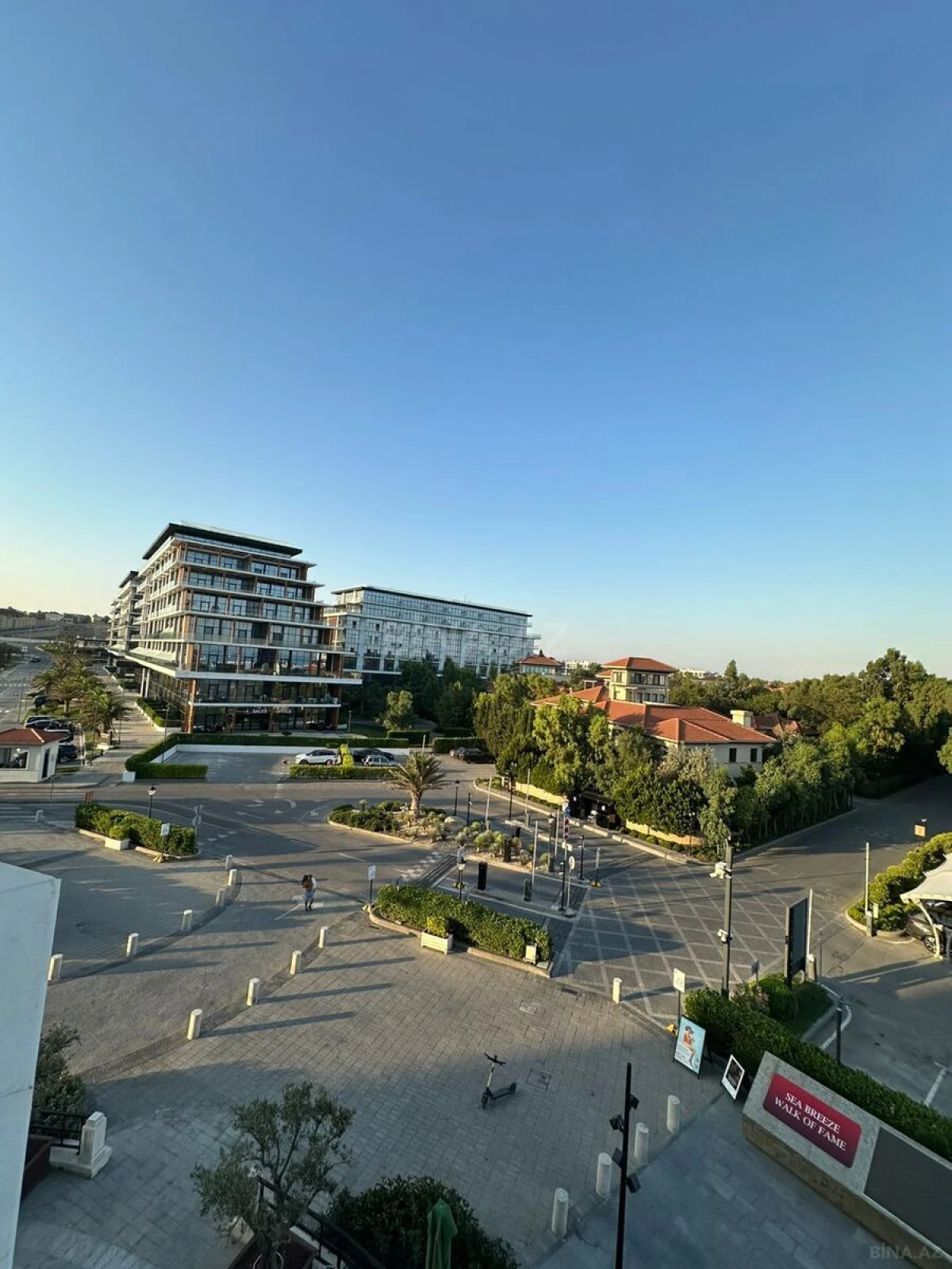 Satılır 3 otaqlı mənzil 153 m²