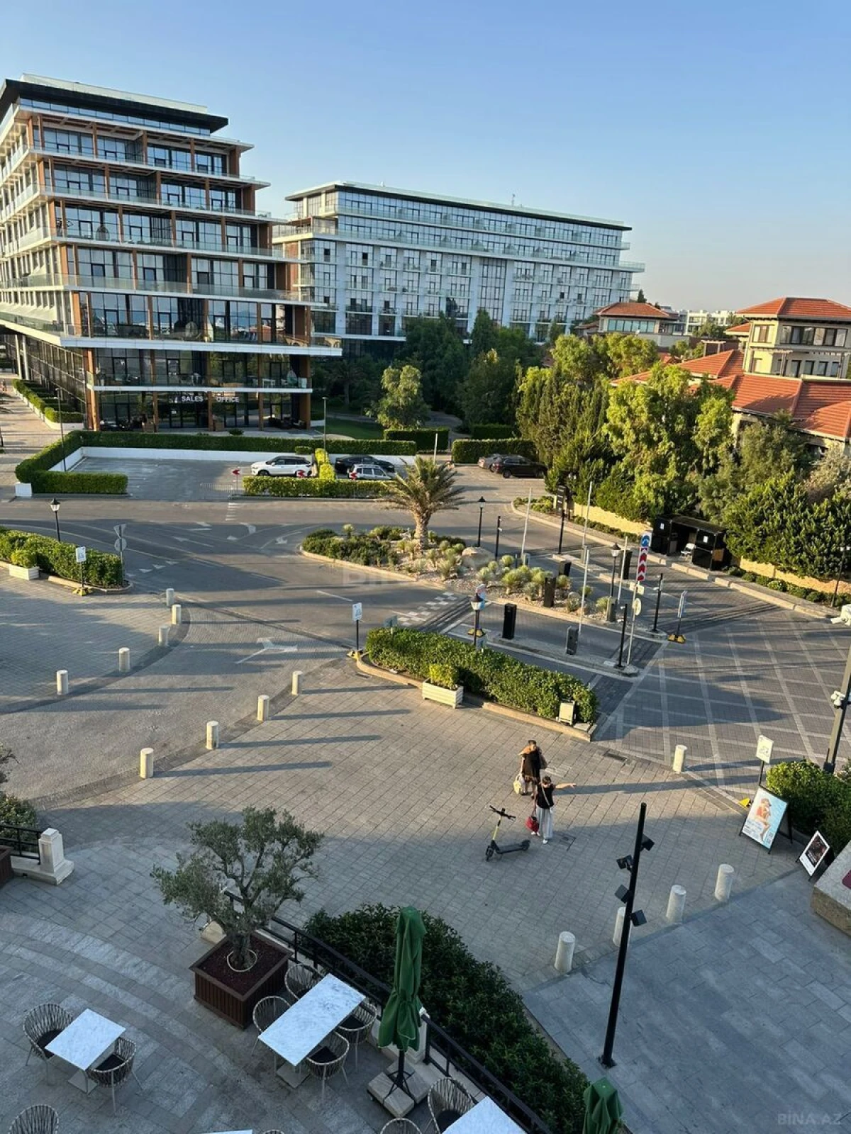 Satılır 3 otaqlı mənzil 153 m²