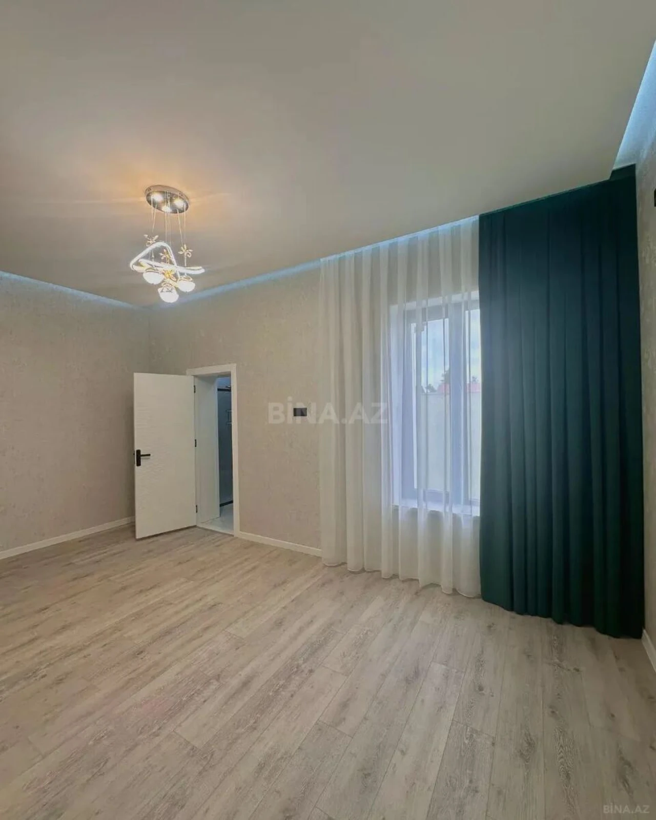 Satılır 4 otaqlı həyət evi 170 m²