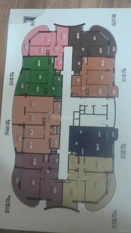 Satılır 3 otaqlı mənzil 129 m²