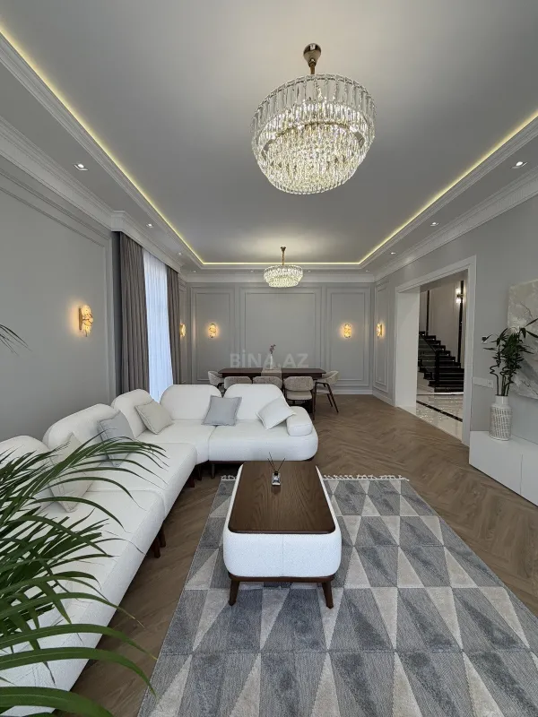 Satılır 6 otaqlı həyət evi 450 m²