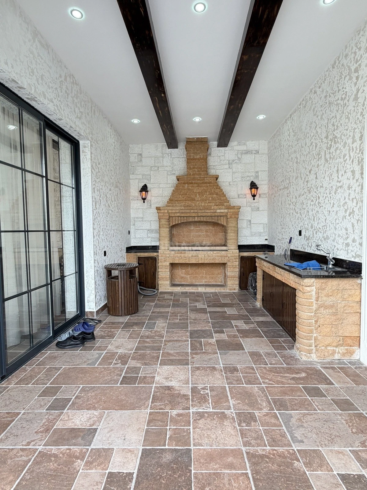 Satılır 6 otaqlı həyət evi 450 m²