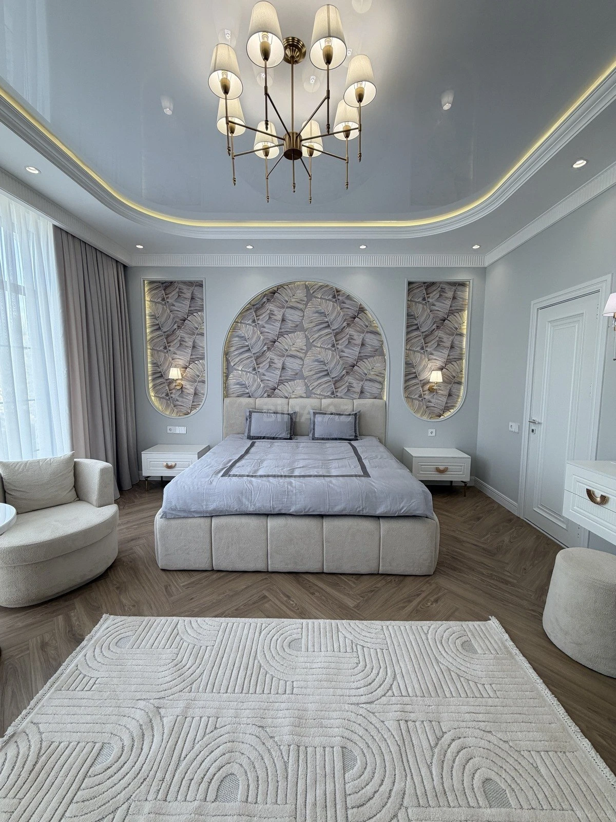 Satılır 6 otaqlı həyət evi 450 m²