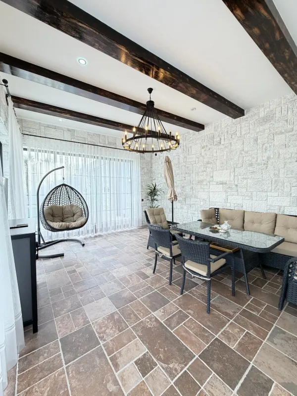 Satılır 6 otaqlı həyət evi 450 m²