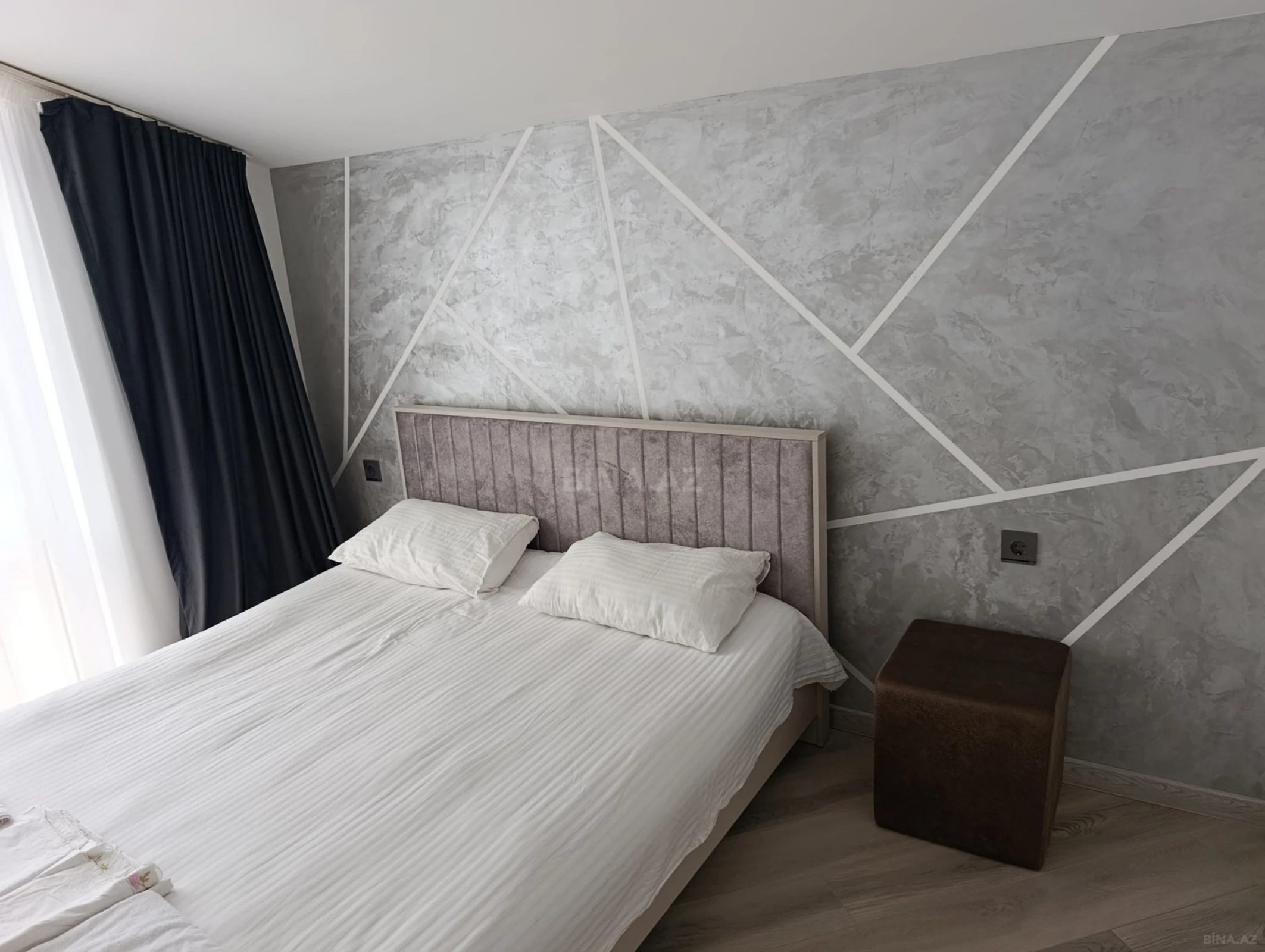 Satılır 8 otaqlı həyət evi 200 m²