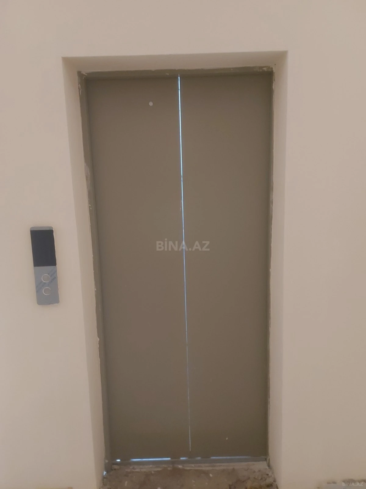 Satılır 2 otaqlı mənzil 68.7 m²