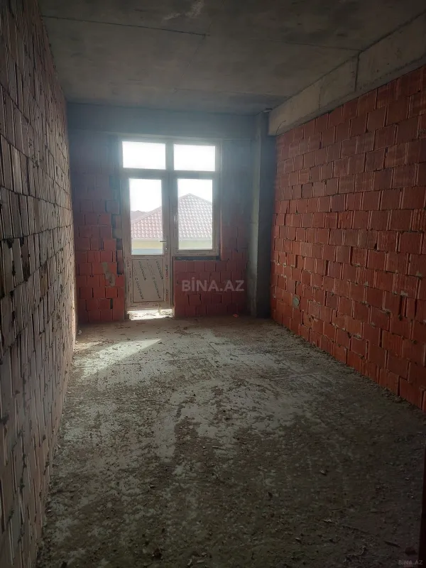 Satılır 2 otaqlı mənzil 68.7 m²