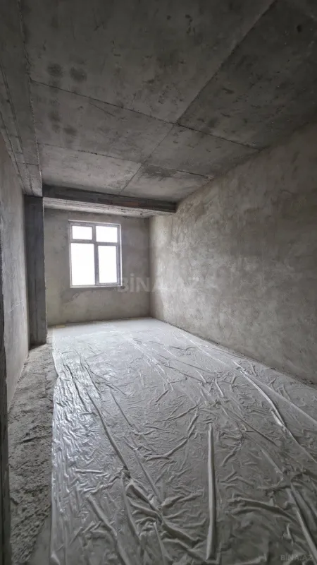 Satılır 3 otaqlı mənzil 123 m²