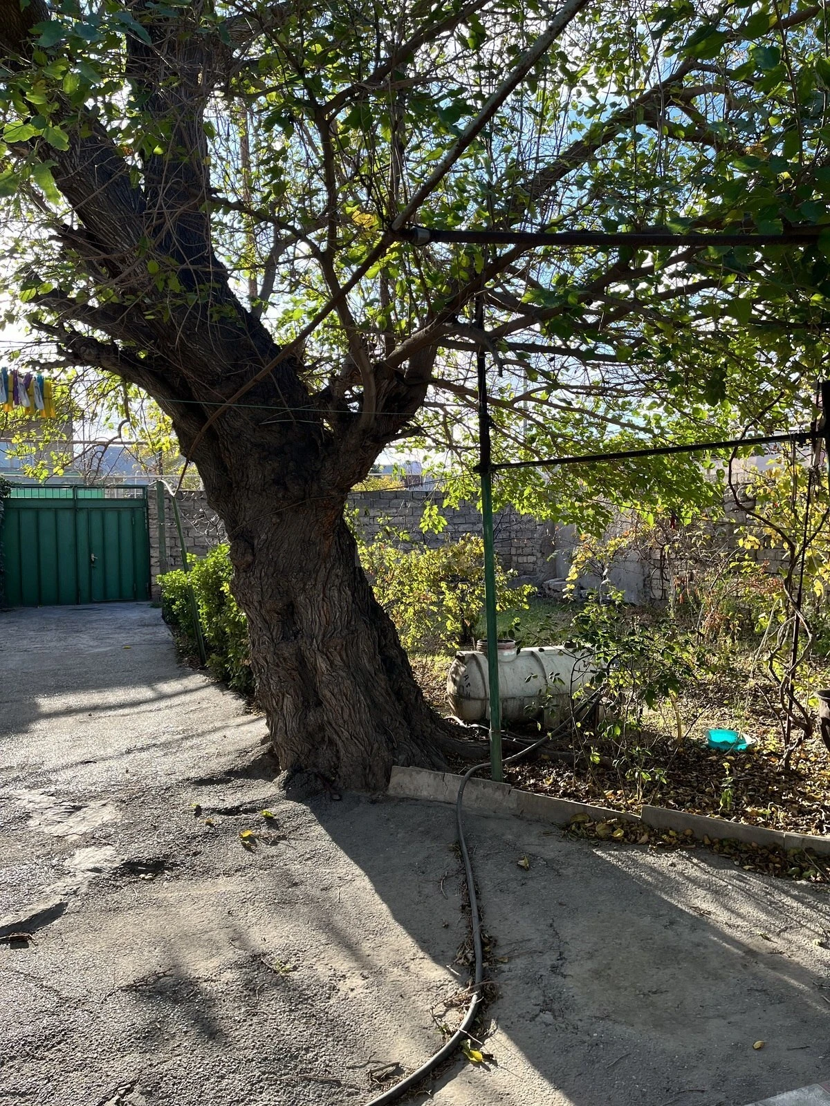 Satılır 5 otaqlı həyət evi 144 m²