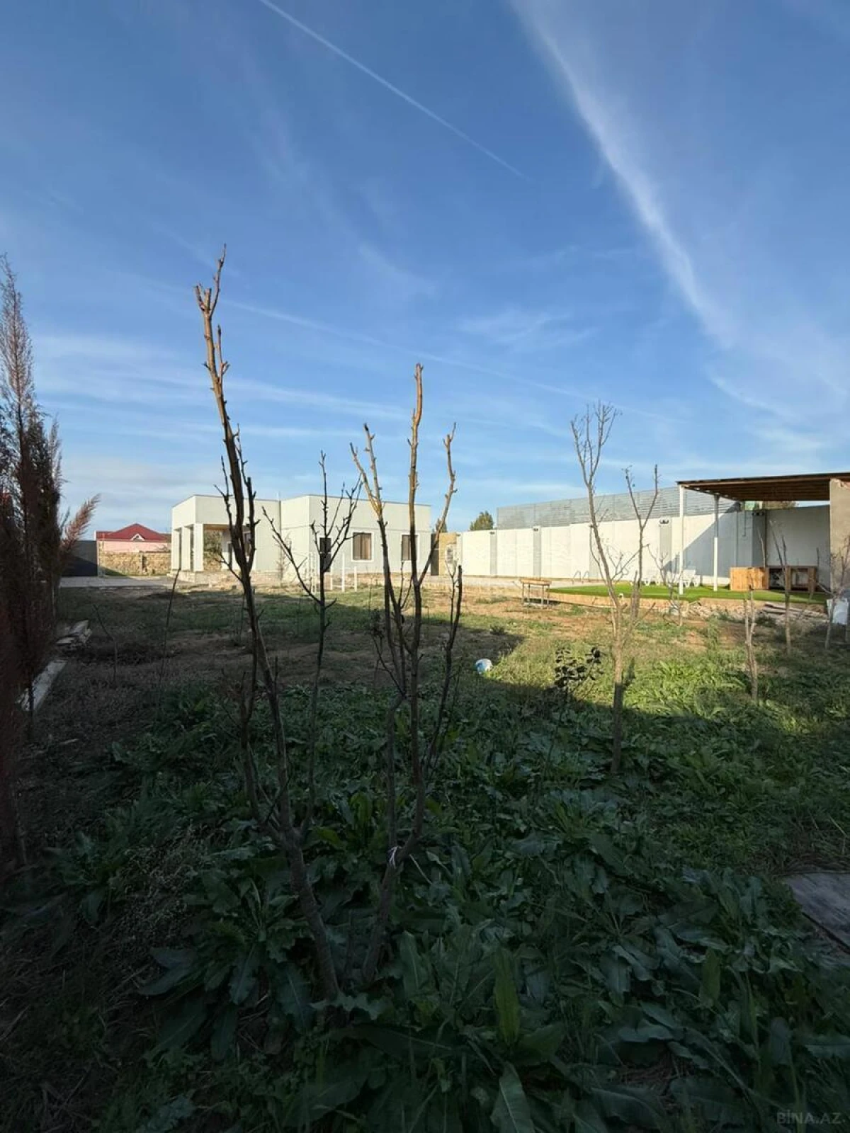 Satılır 5 otaqlı həyət evi 180 m²