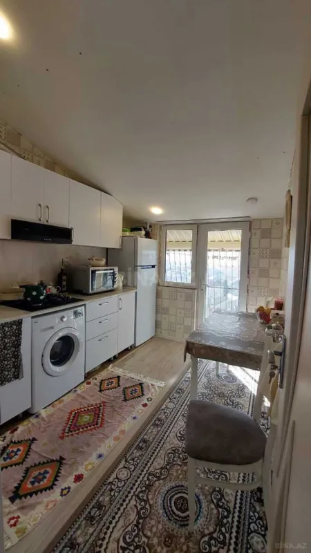 Satılır 2 otaqlı mənzil 64 m²