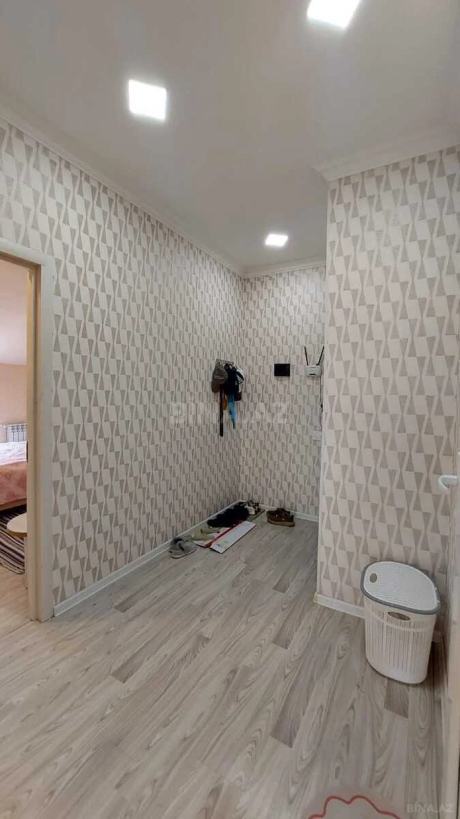 Satılır 2 otaqlı mənzil 64 m²