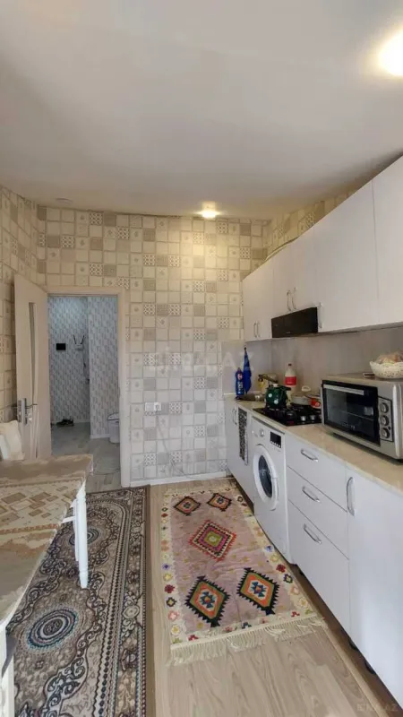 Satılır 2 otaqlı mənzil 64 m²