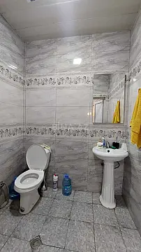 Satılır 2 otaqlı mənzil 64 m²