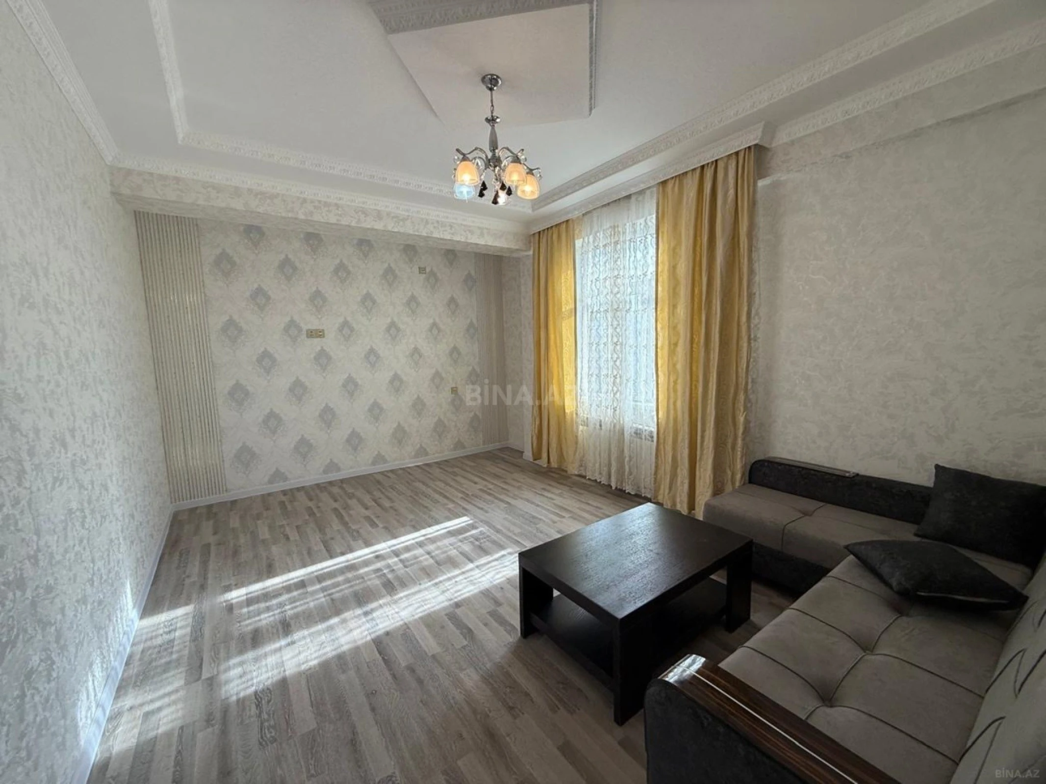Satılır 2 otaqlı mənzil 65 m²
