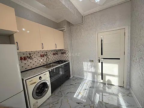 Satılır 2 otaqlı mənzil 65 m²