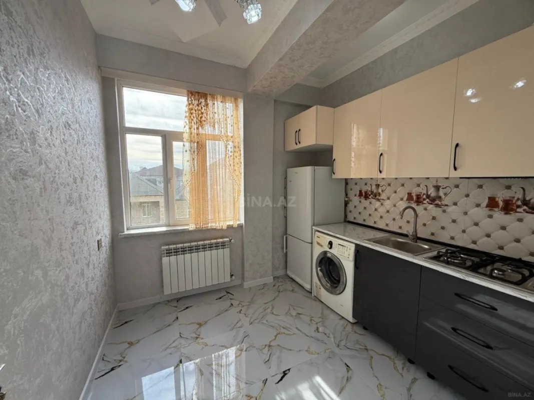 Satılır 2 otaqlı mənzil 65 m²