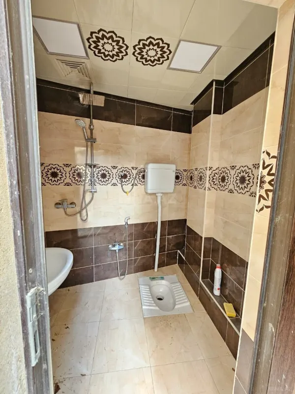 Satılır 5 otaqlı həyət evi 350 m²