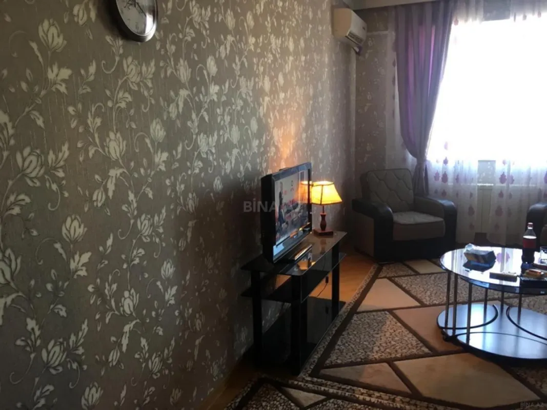 Satılır 3 otaqlı mənzil 125 m²